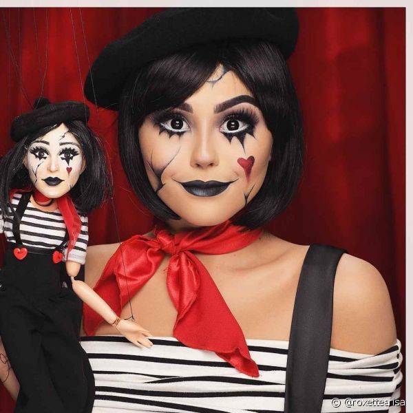 A fantasia de marionete é bem criativa para o Halloween e combina muito com as piscianas (Foto: Instagram @roxettearisa)